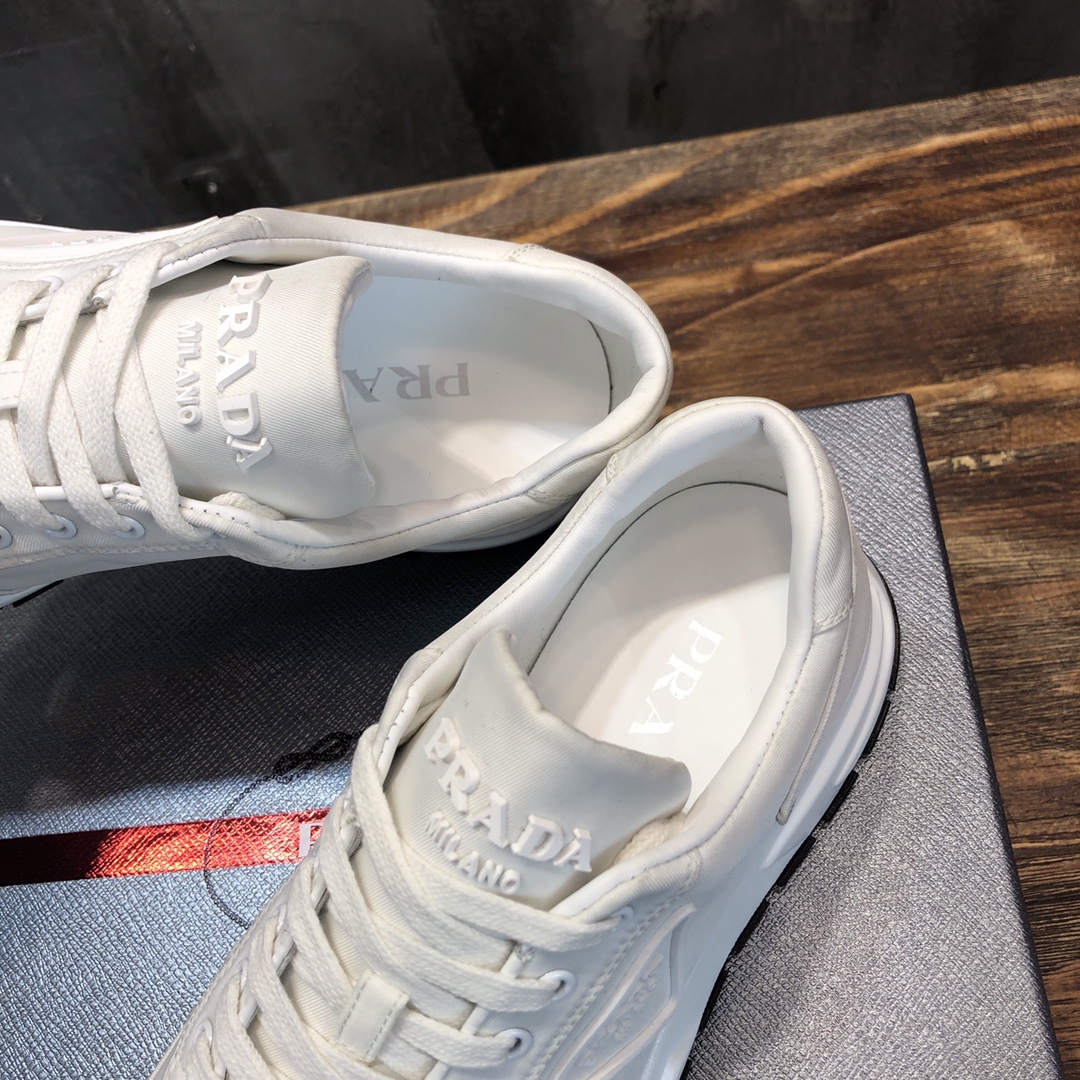 Prada 2022 new arrival hot sale sneaker