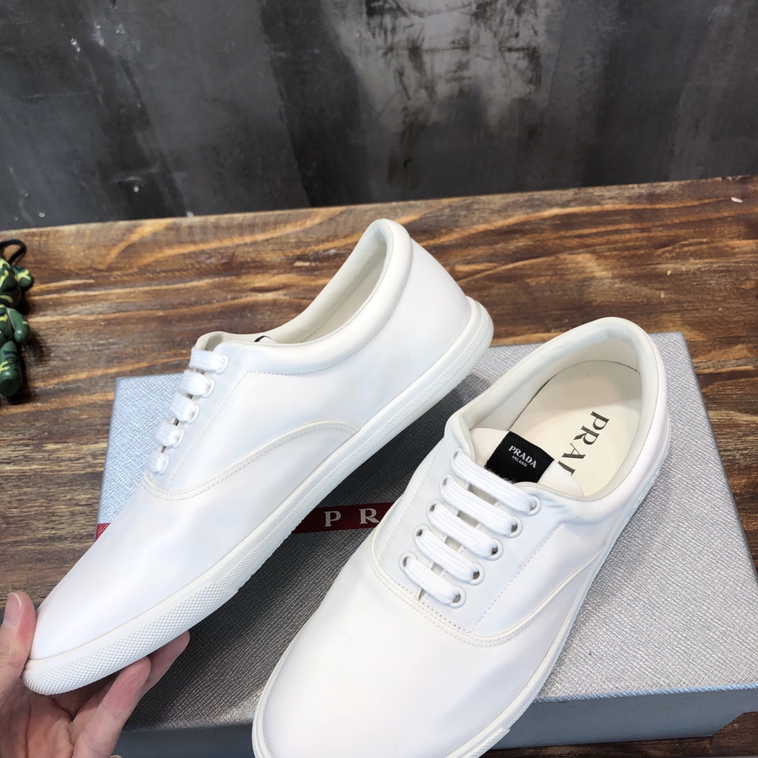 Prada 2022 new arrival hot sale sneaker