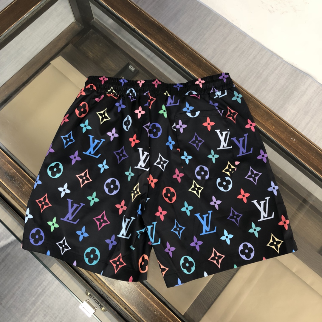 LV fashion show ins hot sale beach shorts