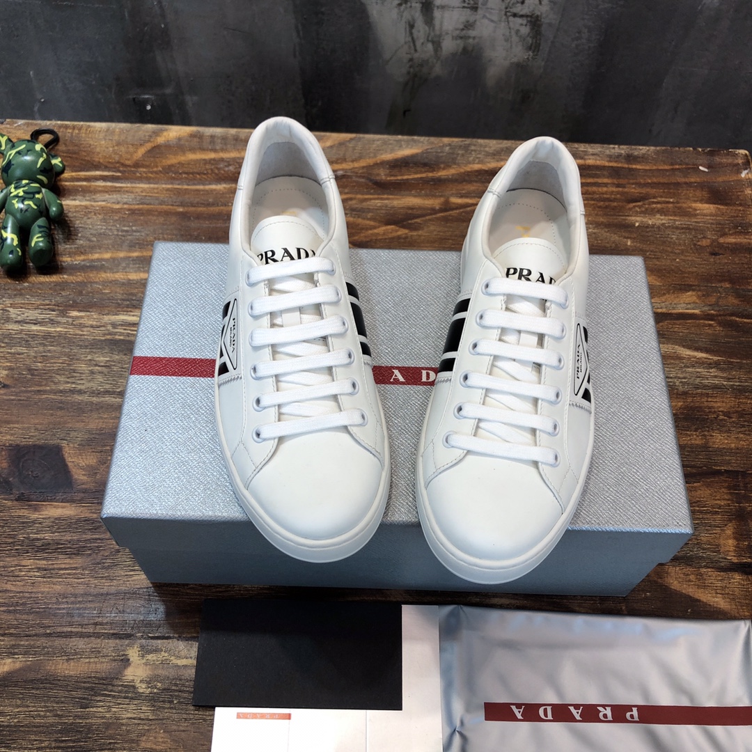 Prada 2022 new arrival hot sale sneaker