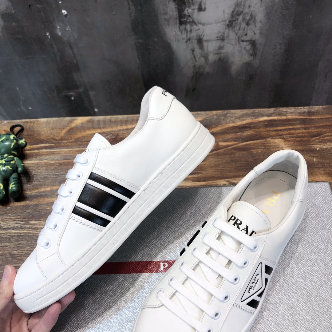 Prada 2022 new arrival hot sale sneaker