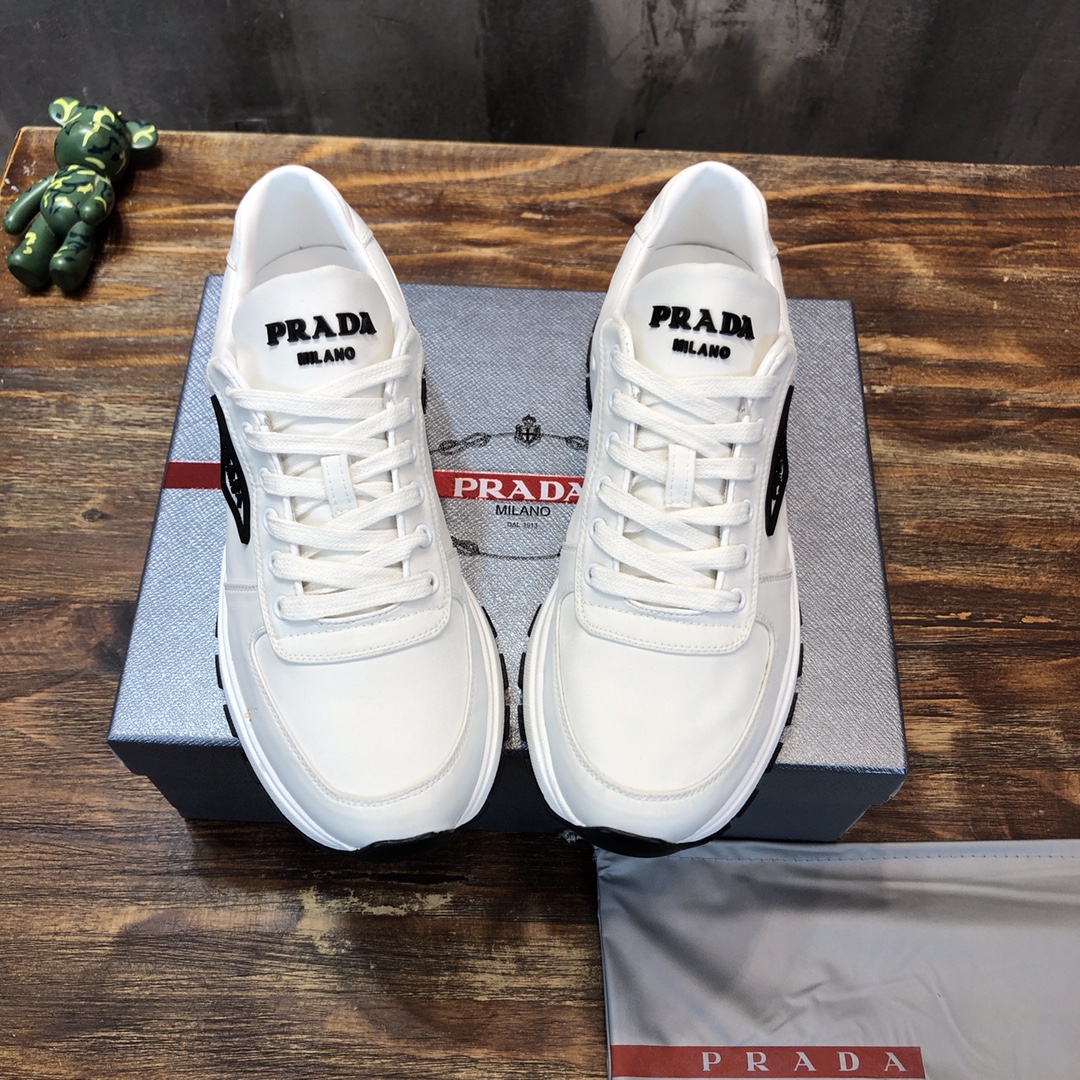 Prada 2022 new arrival hot sale sneaker