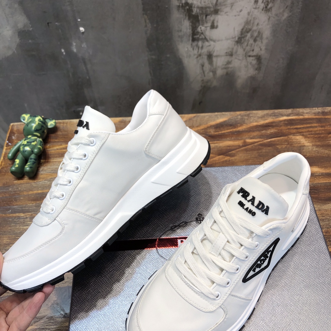 Prada 2022 new arrival hot sale sneaker