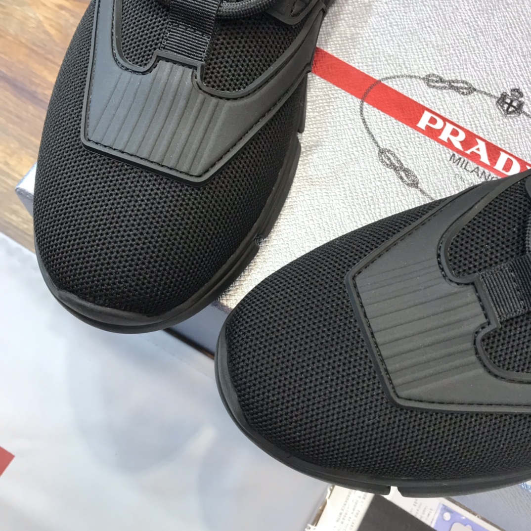 Prada 2022 new arrival hot sale sneaker