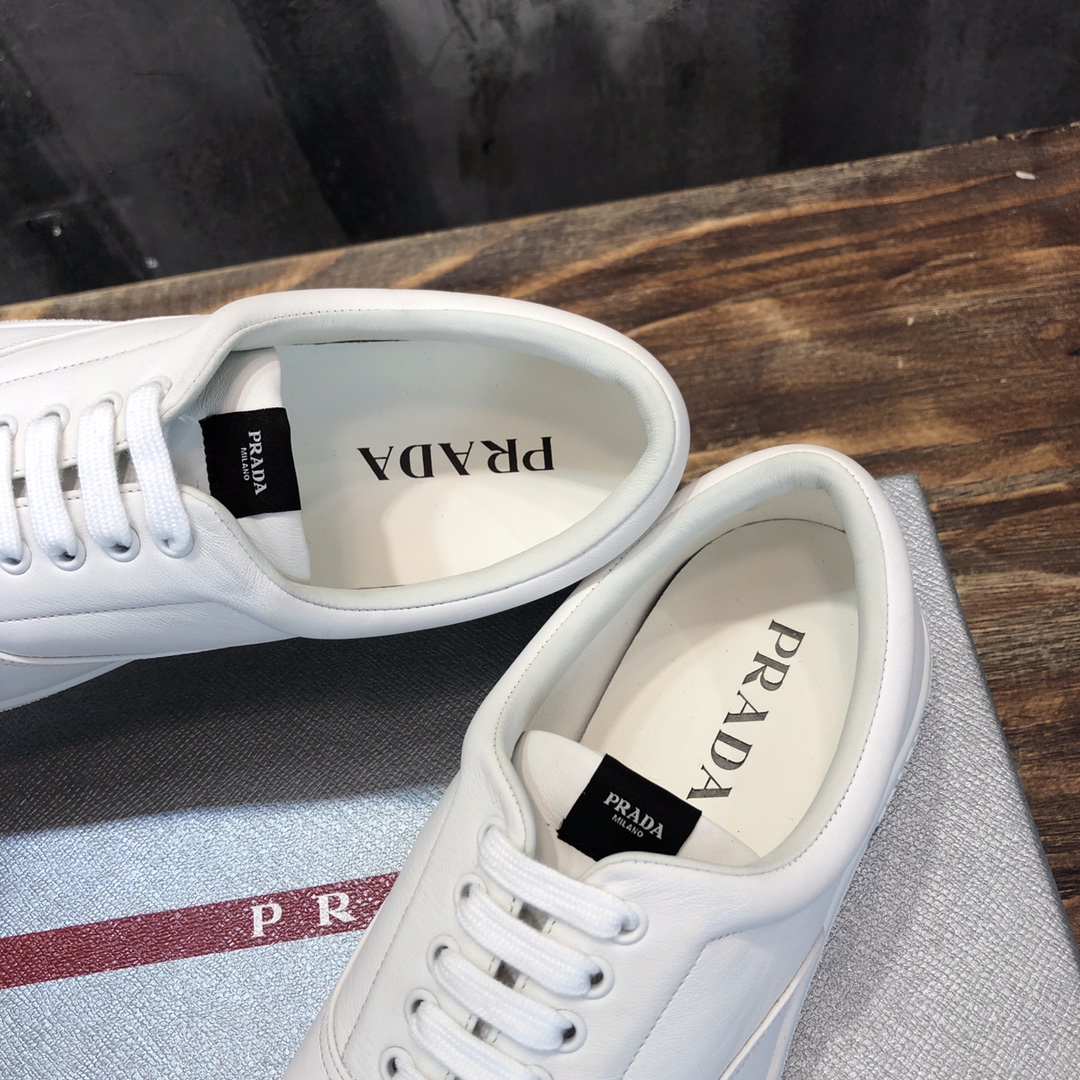 Prada 2022 new arrival hot sale sneaker