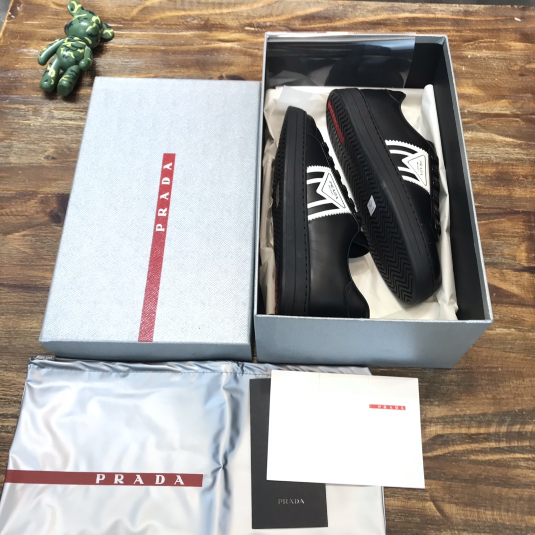 Prada 2022 new arrival hot sale sneaker