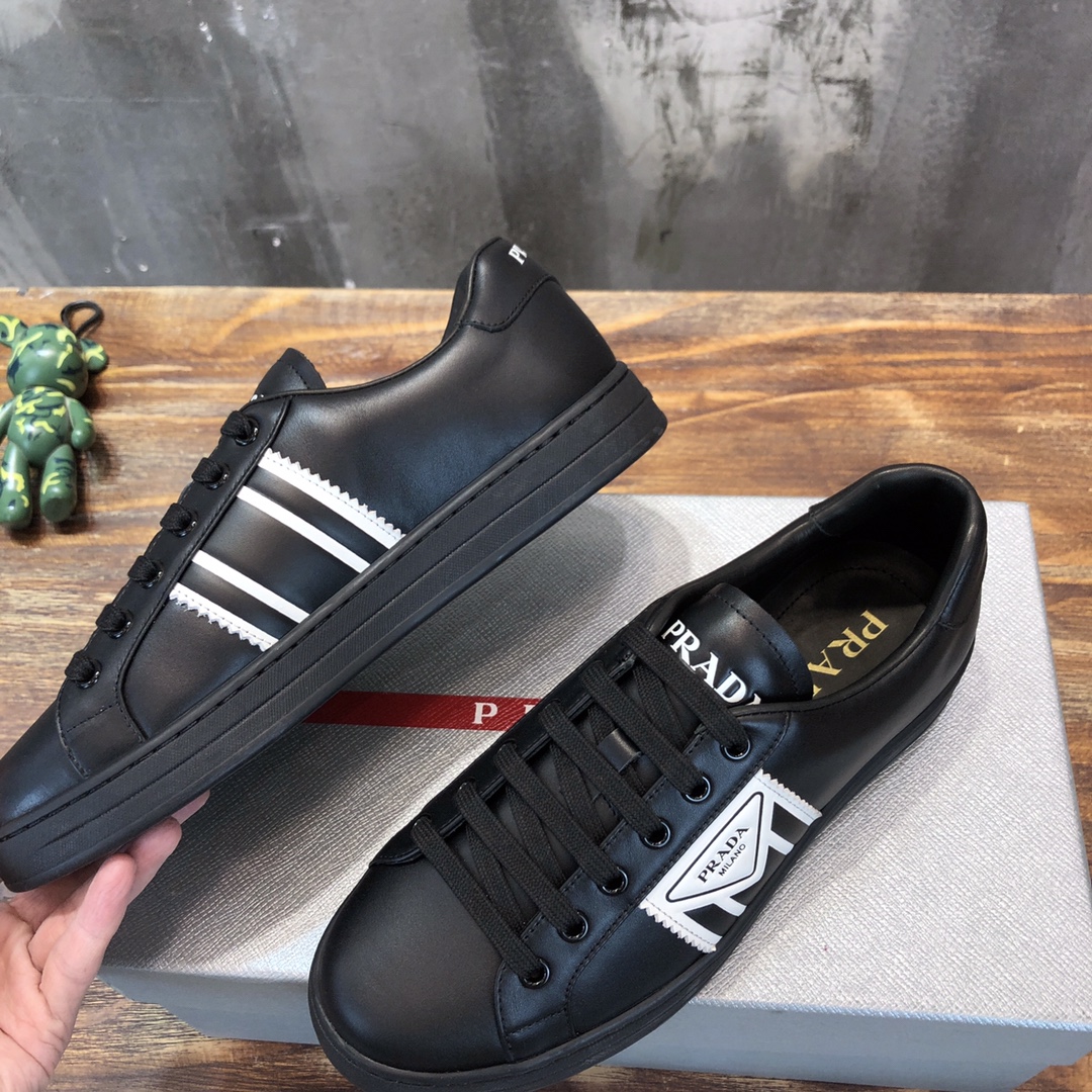 Prada 2022 new arrival hot sale sneaker