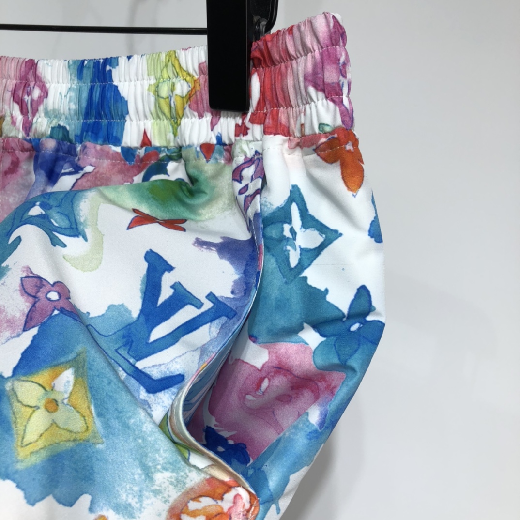 Louis Vuitton Shorts WaterColor in White