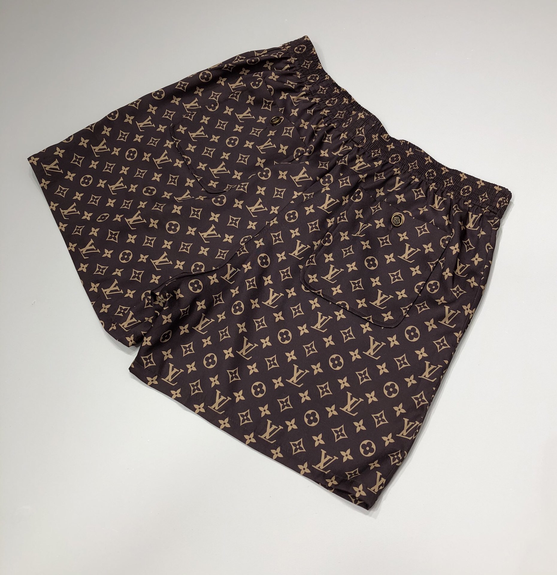 Louis Vuitton Shorts Damier Jacquard in Brown