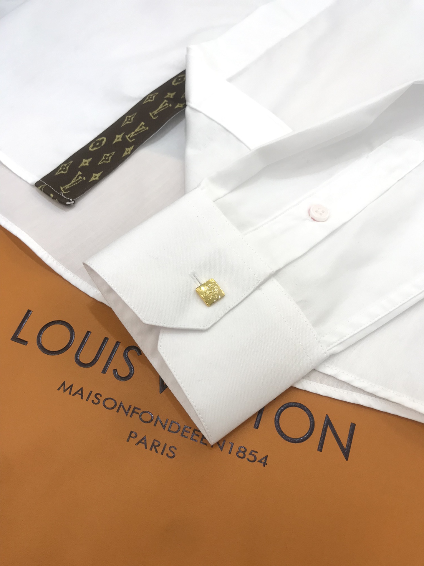 Louis Vuitton Shirt Monogram Buttoned in White