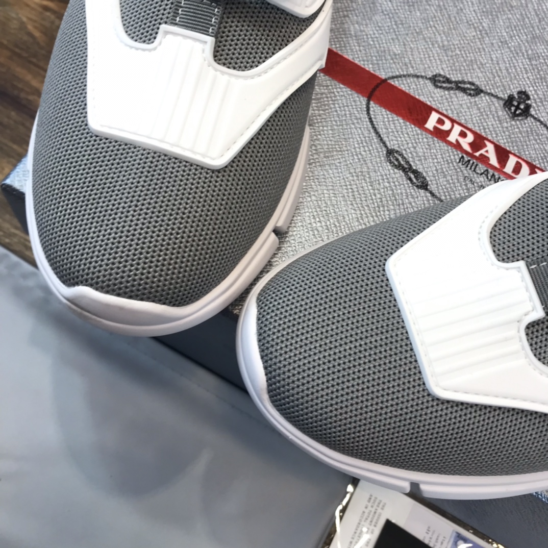 Prada 2022 new arrival hot sale sneaker