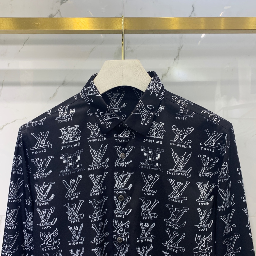 Louis Vuitton Shirt Monogram Buttoned in Black