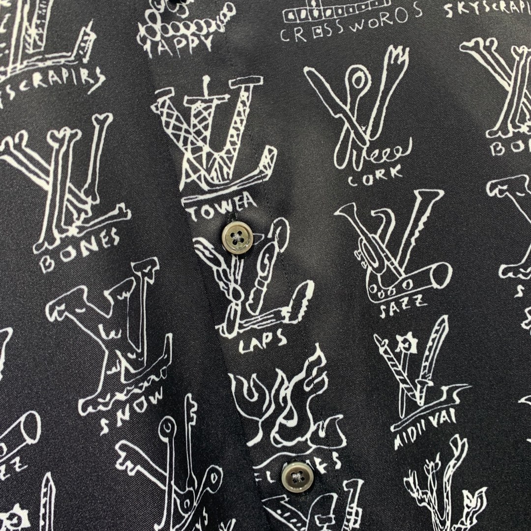 Louis Vuitton Shirt Monogram Buttoned in Black