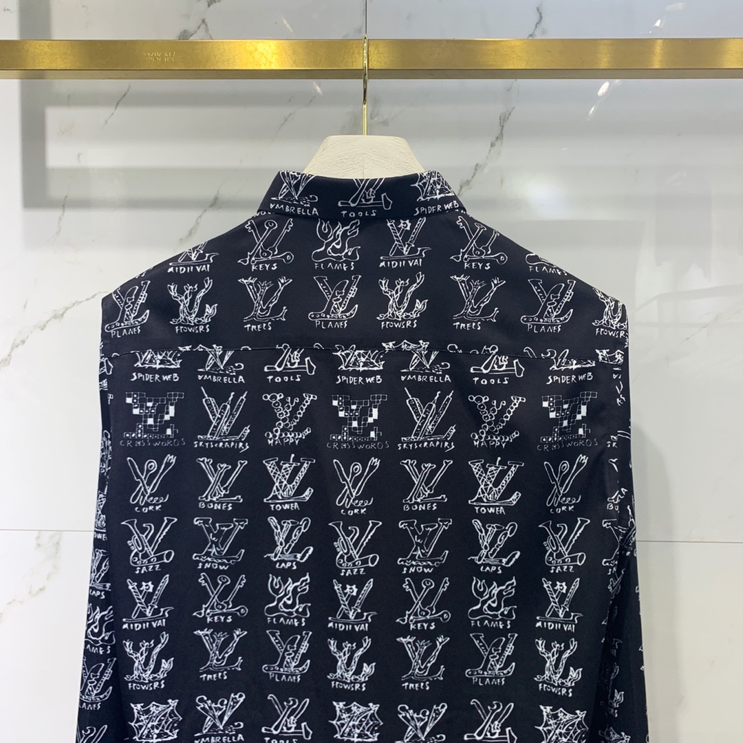 Louis Vuitton Shirt Monogram Buttoned in Black