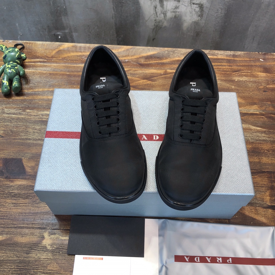 Prada 2022 new arrival hot sale sneaker