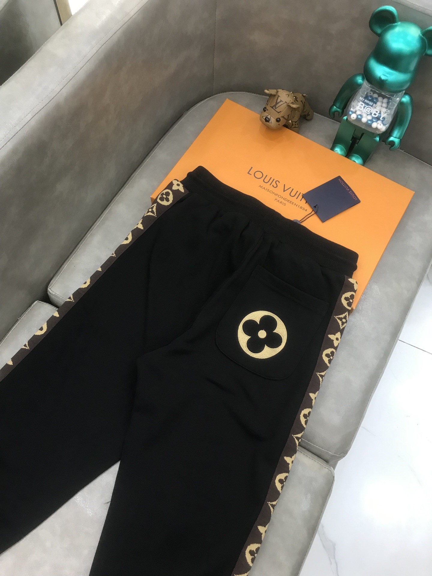 Louis Vuitton Pants Flower Band Track