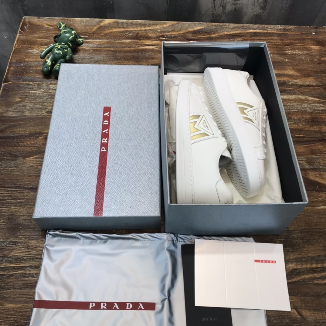 Prada 2022 new arrival hot sale sneaker