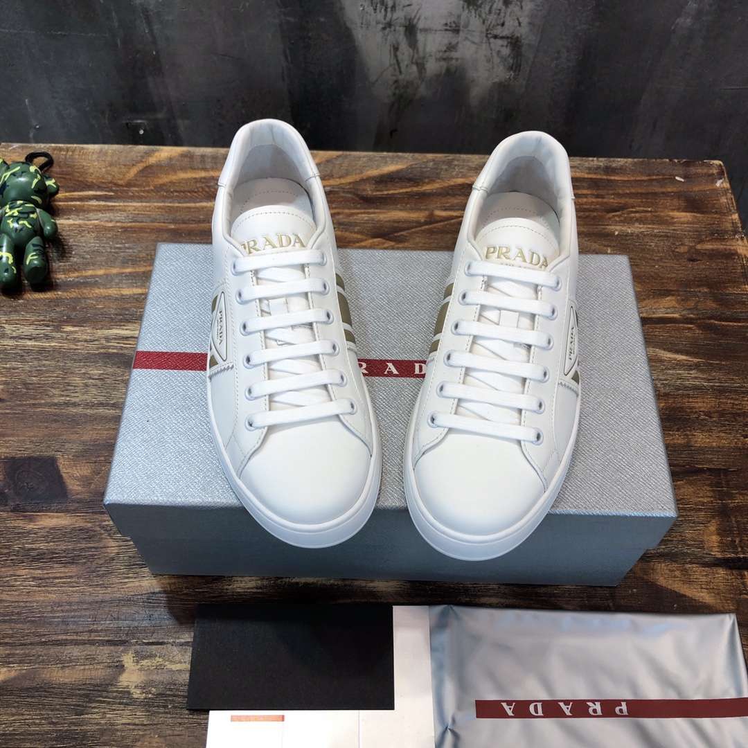 Prada 2022 new arrival hot sale sneaker