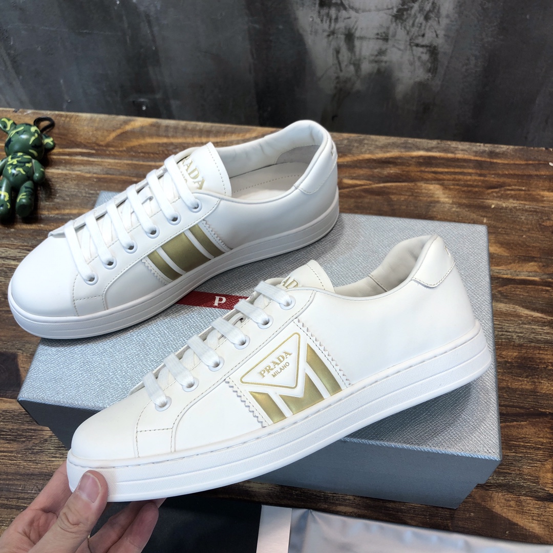 Prada 2022 new arrival hot sale sneaker