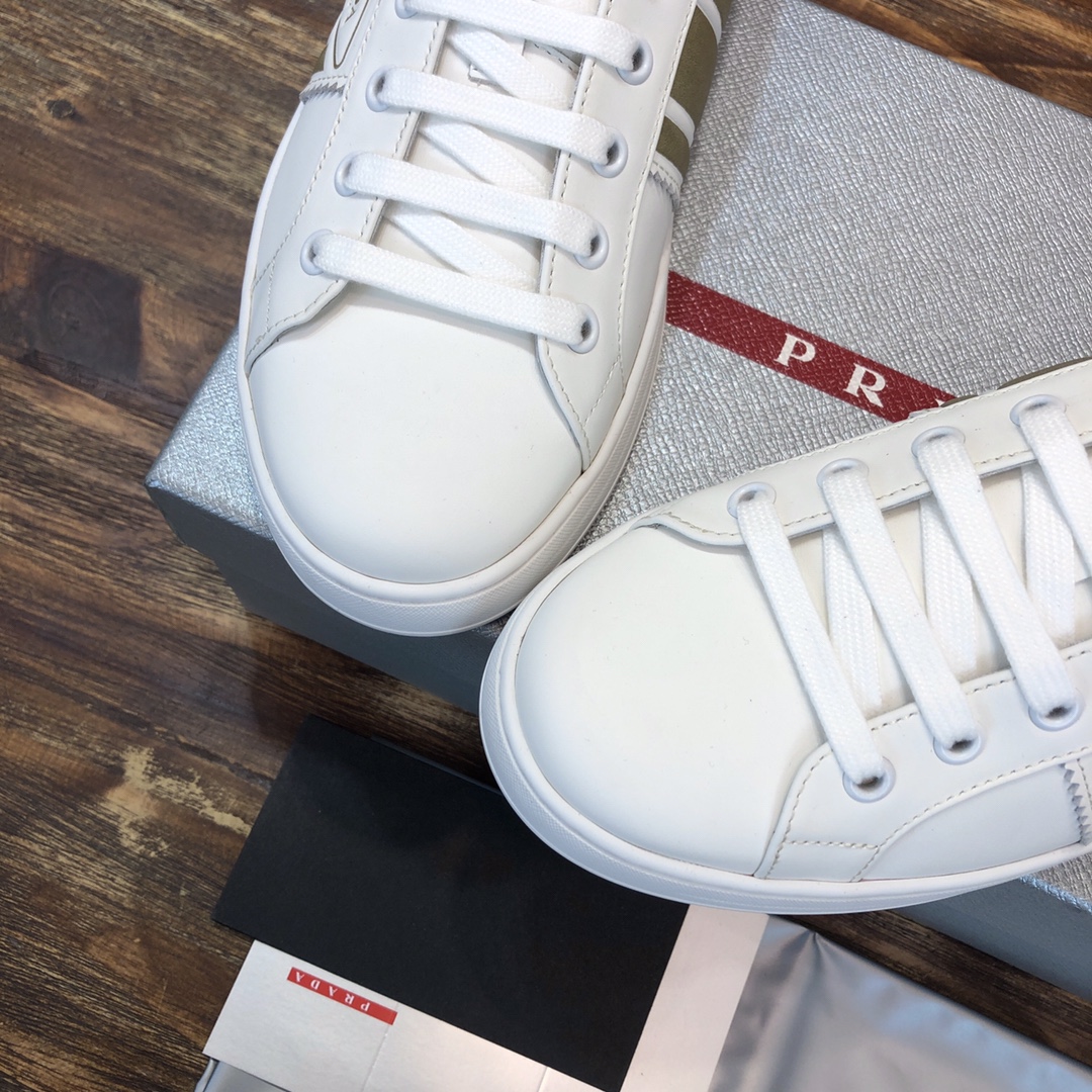 Prada 2022 new arrival hot sale sneaker