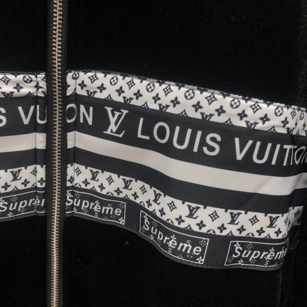 Louis Vuitton Jacket Fluff Logo in Black