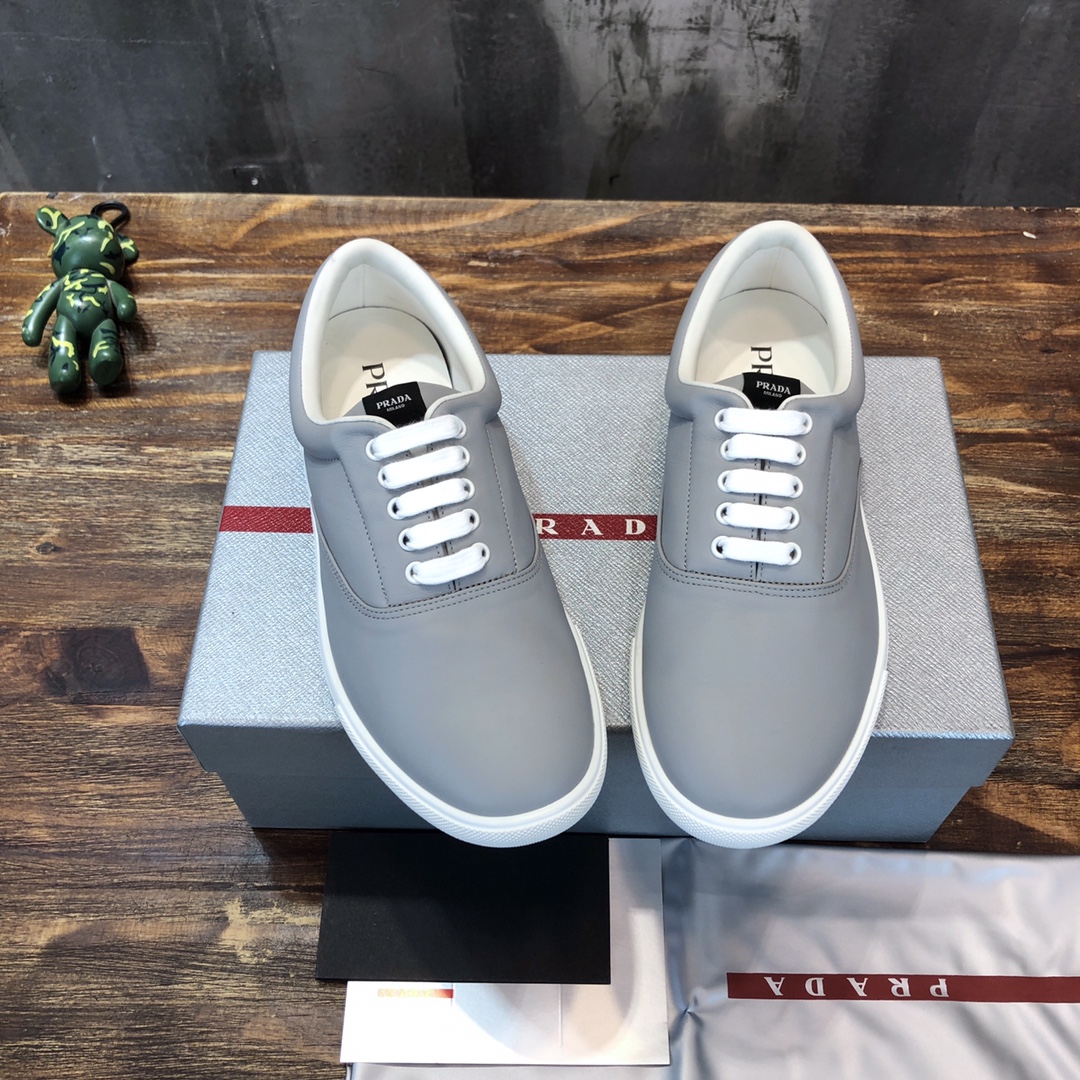 Prada 2022 new arrival hot sale sneaker