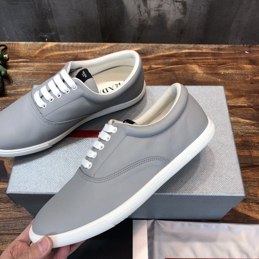 Prada 2022 new arrival hot sale sneaker