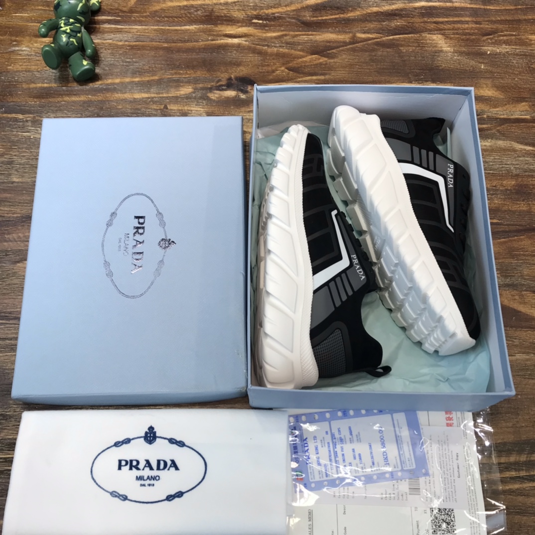 Prada 2022 hot sale sneaker