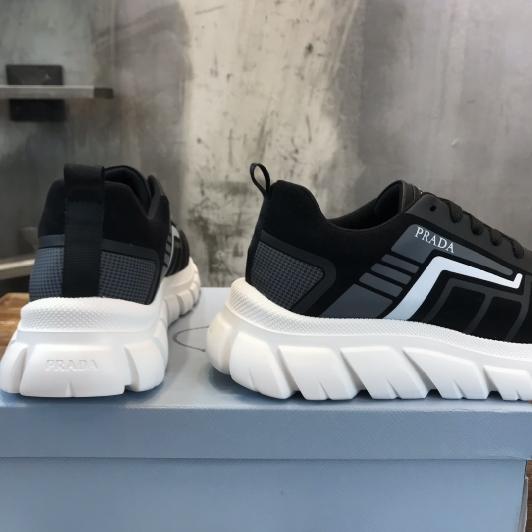 Prada 2022 hot sale sneaker