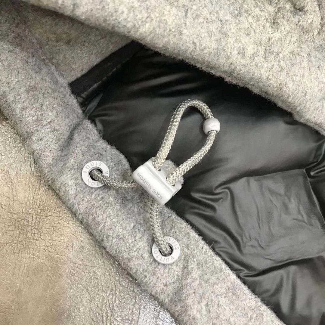 Louis Vuitton Down Jacket Reversible Puffer