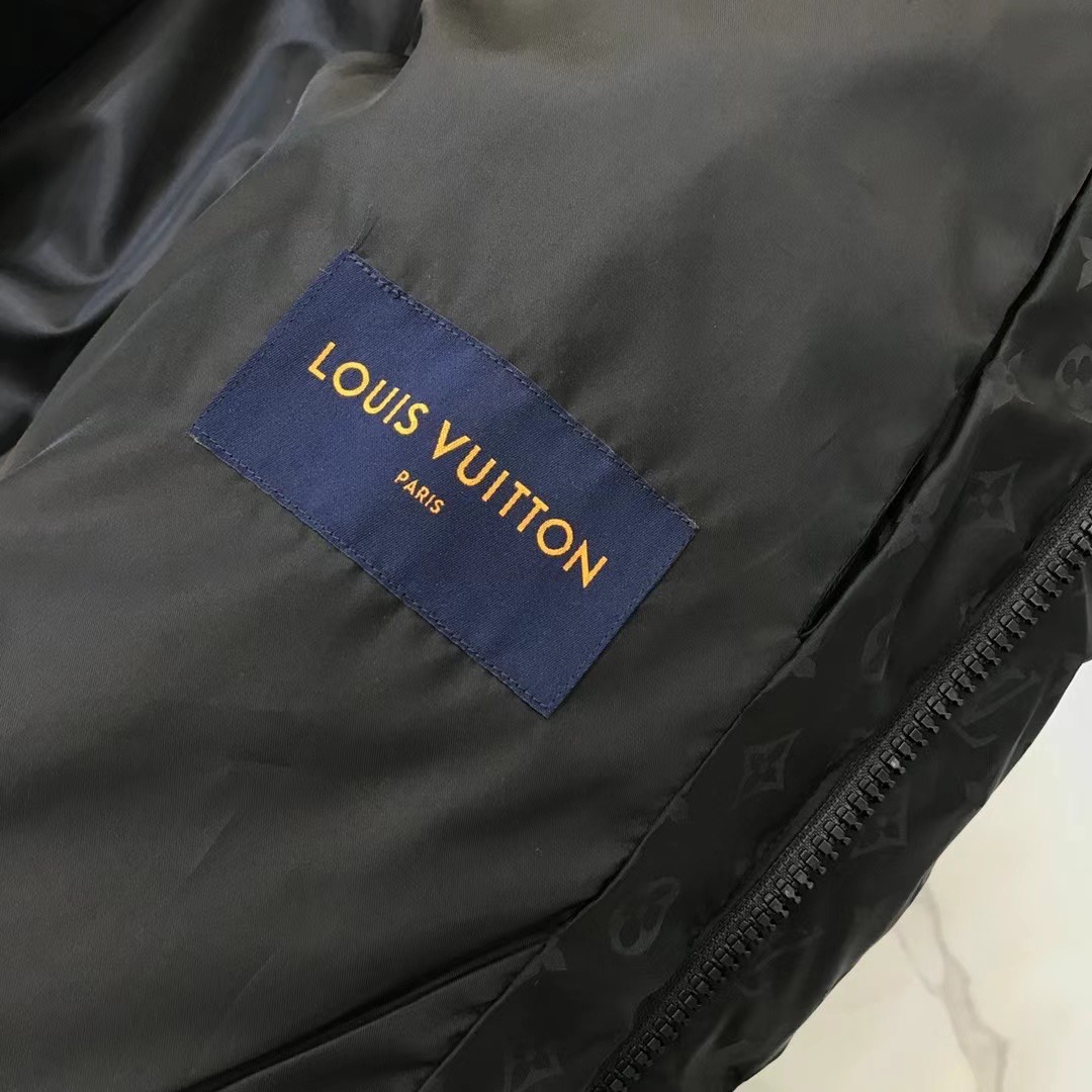 Louis Vuitton Down Jacket Reversible Puffer