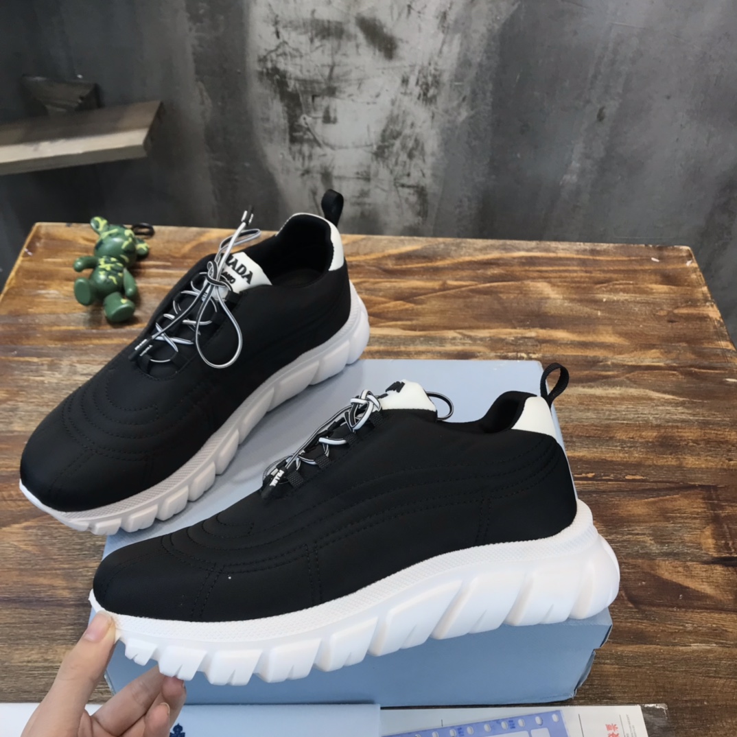 Prada 2022 hot sale sneaker