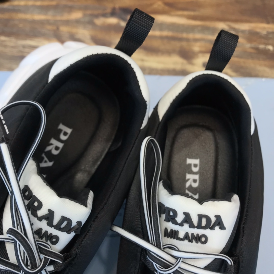 Prada 2022 hot sale sneaker