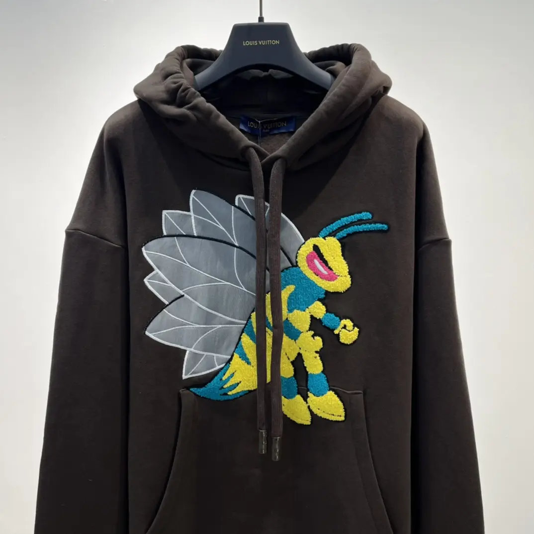 LOUIS VUITTON 2022FW NEW bee hoodies in black