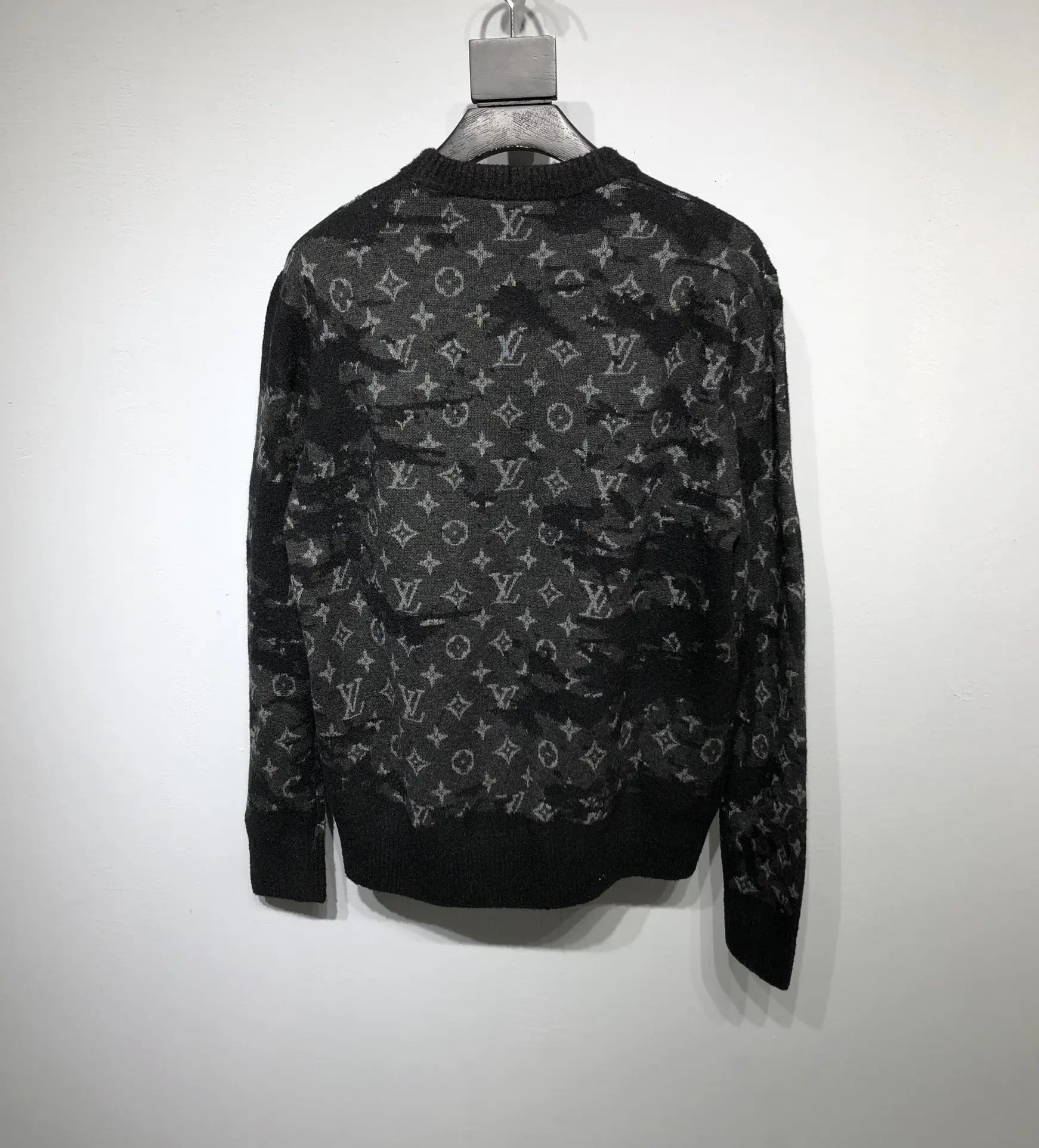 LOUIS VUITTON 2022FW fashion sweater