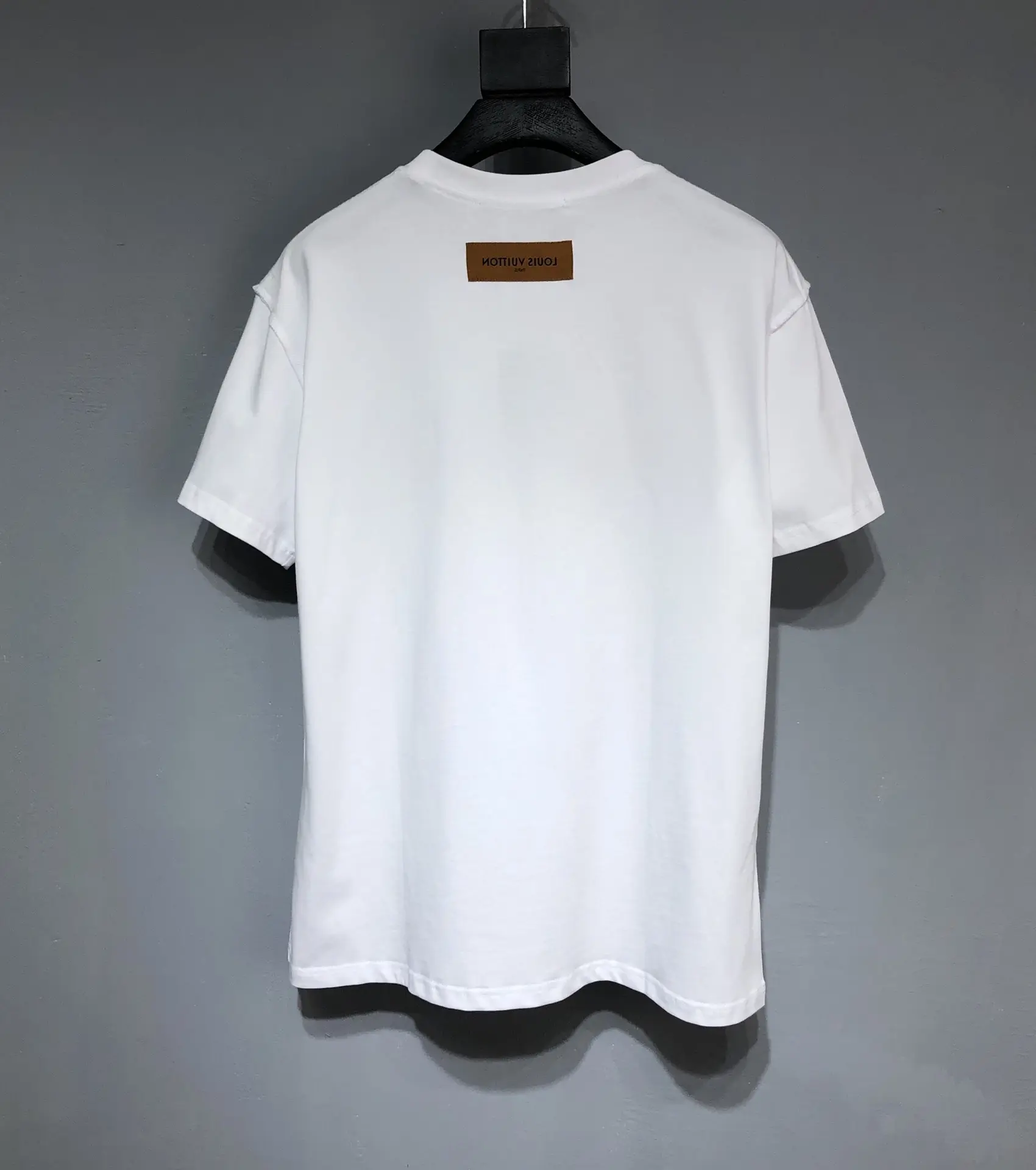 LOUIS VUITTON 2022 New Monogram T-shirt