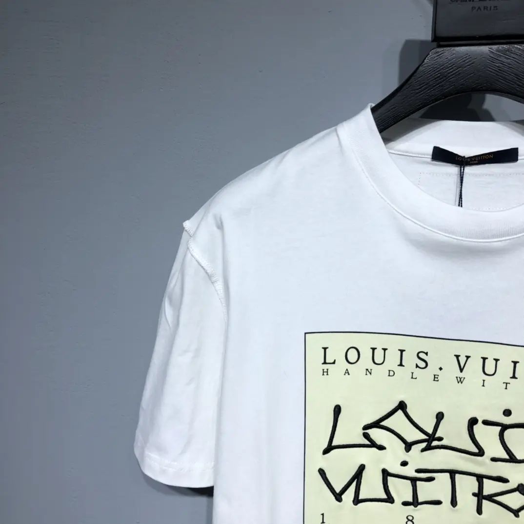 LOUIS VUITTON 2022 New embroid T-shirt