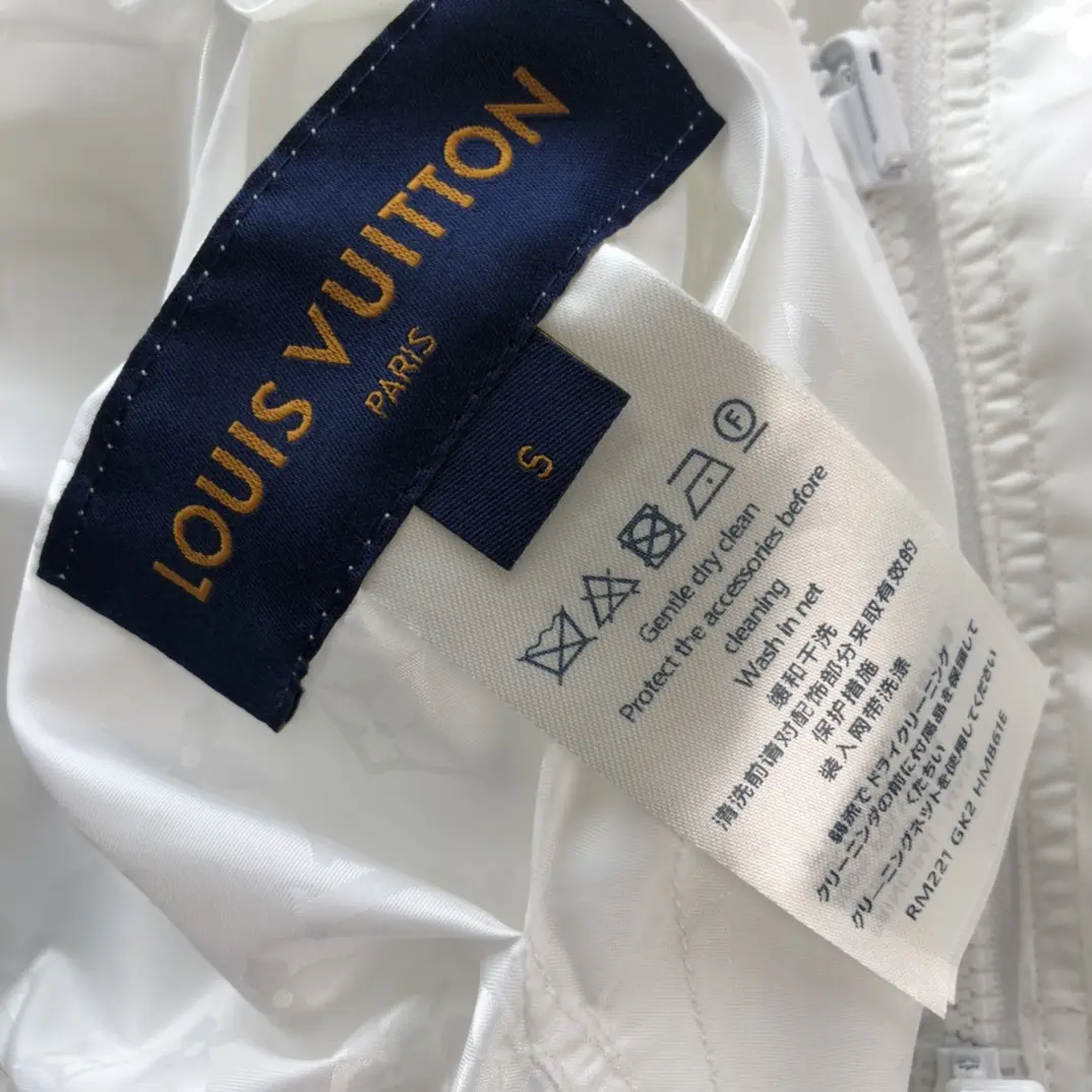 LOUIS VUITTON 2022 logo printing hooded jacket