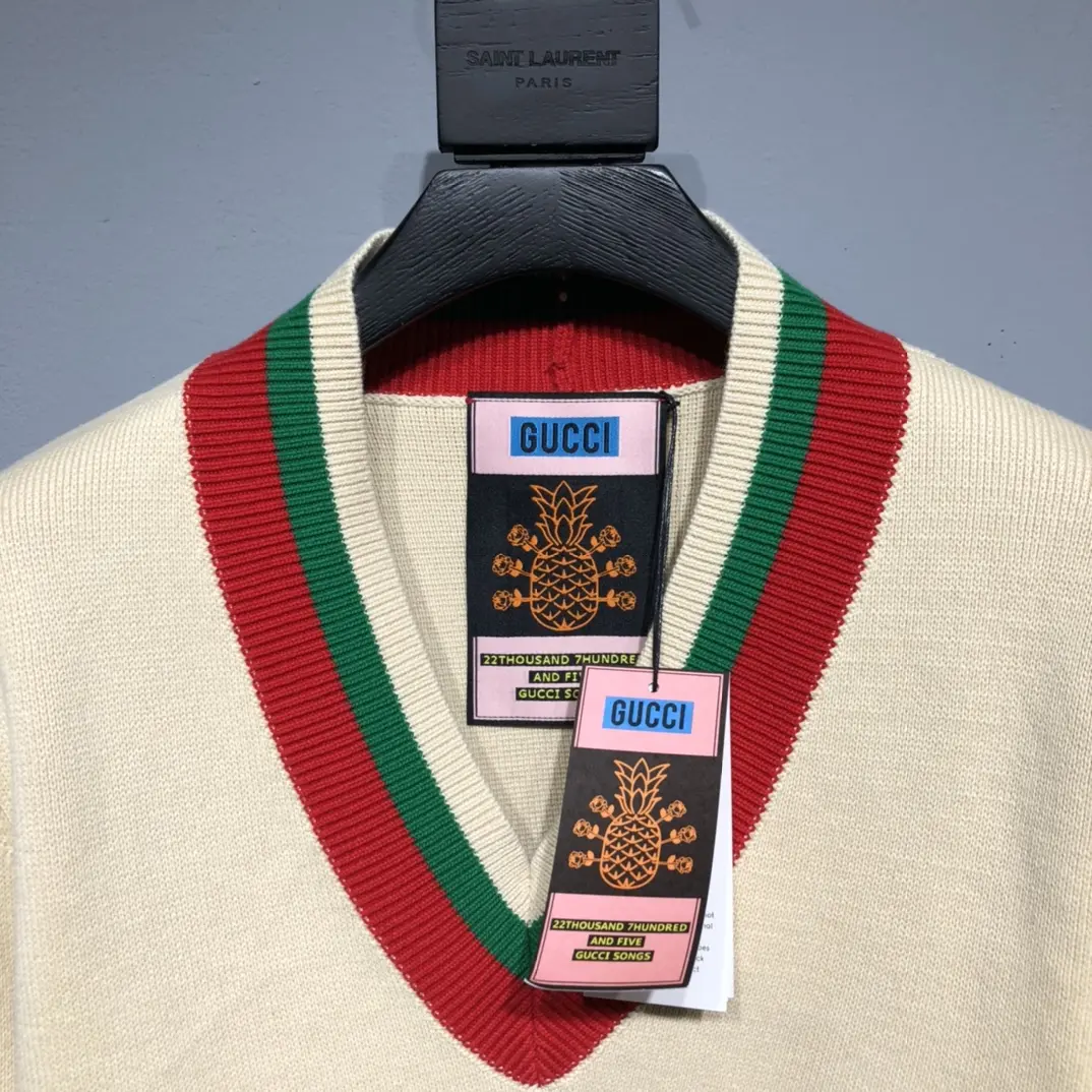 GUCCI Pineapple embroid Sweater