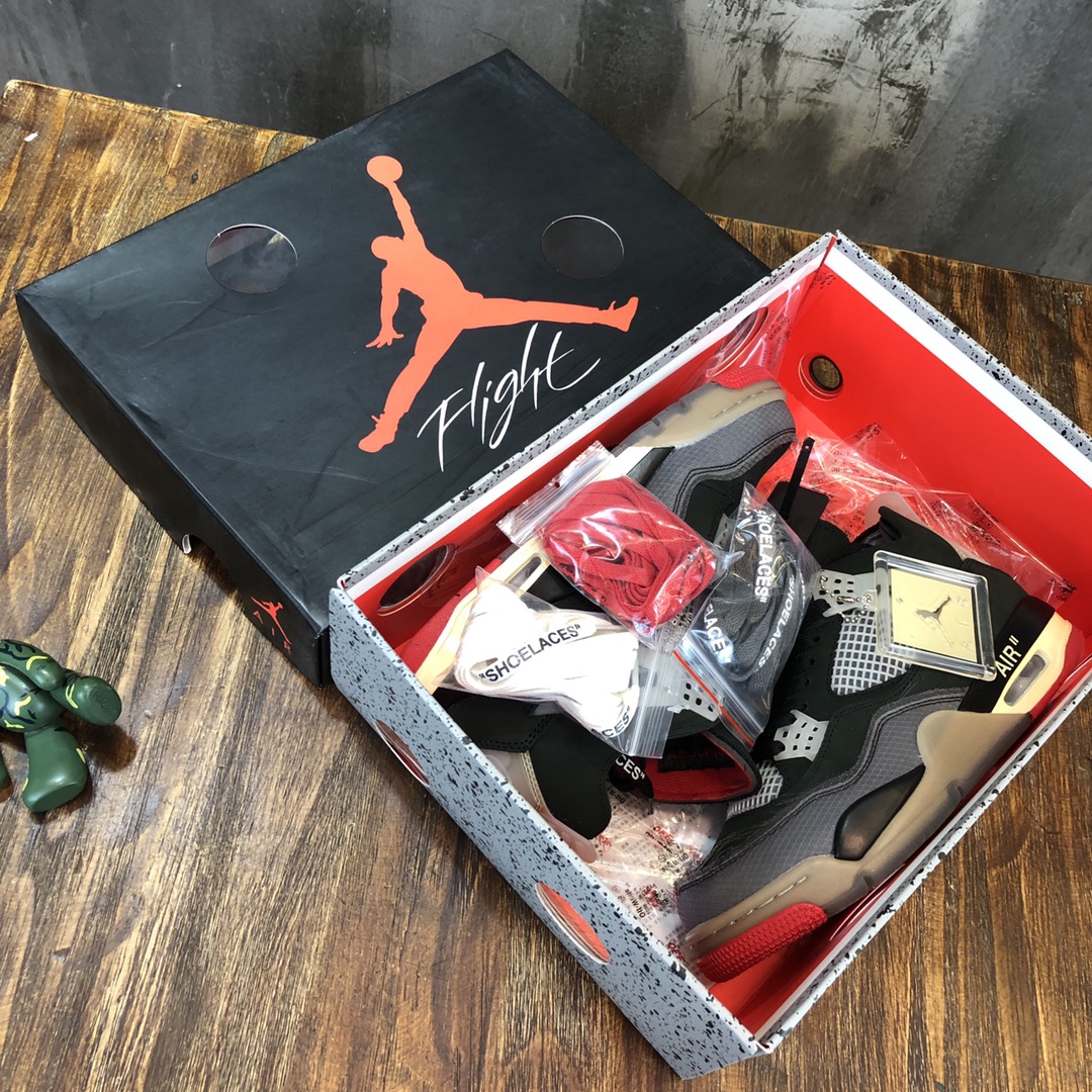 OFF-WHITE X Air Jordan 4 Retro sneaker