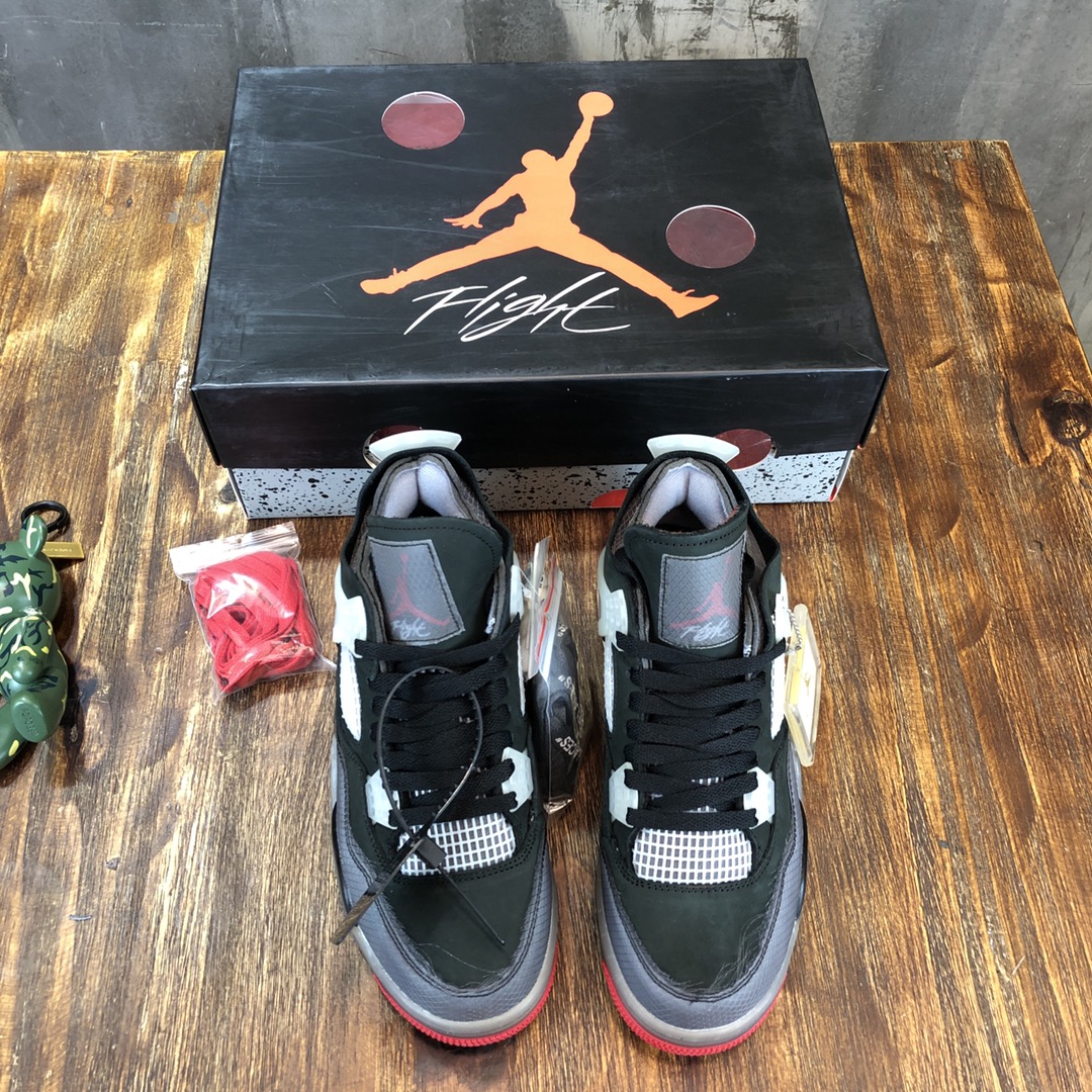 OFF-WHITE X Air Jordan 4 Retro sneaker