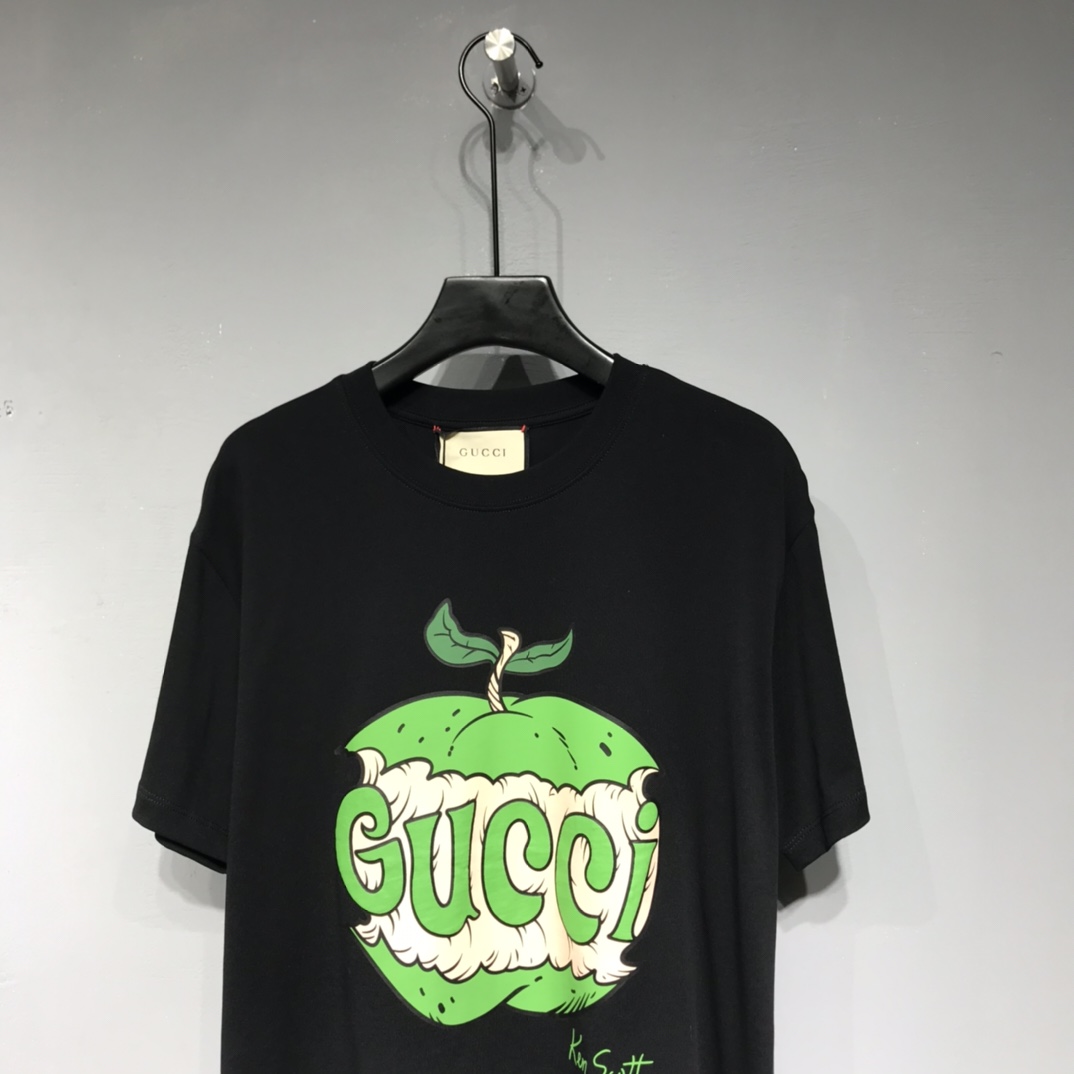 GUCCI 21SS Printing Green apple T-shirt