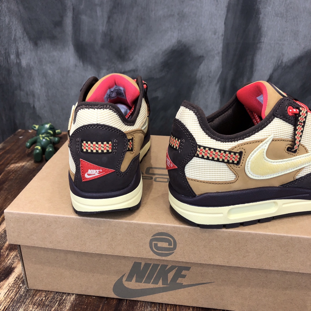 Nike × Travis Scott Sneaker Air Max 1 in Brown