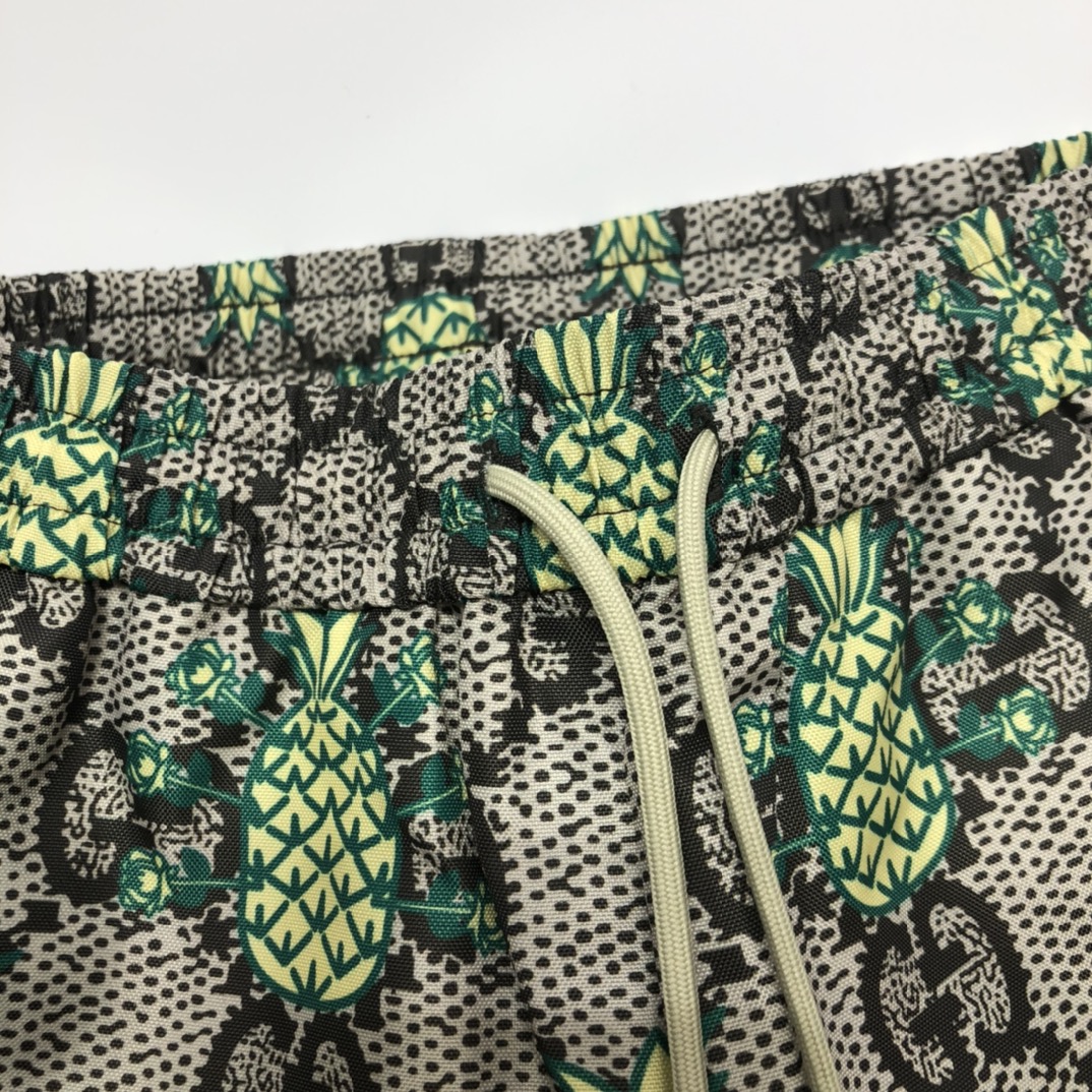 GUCCI 2022SS pineapple shorts