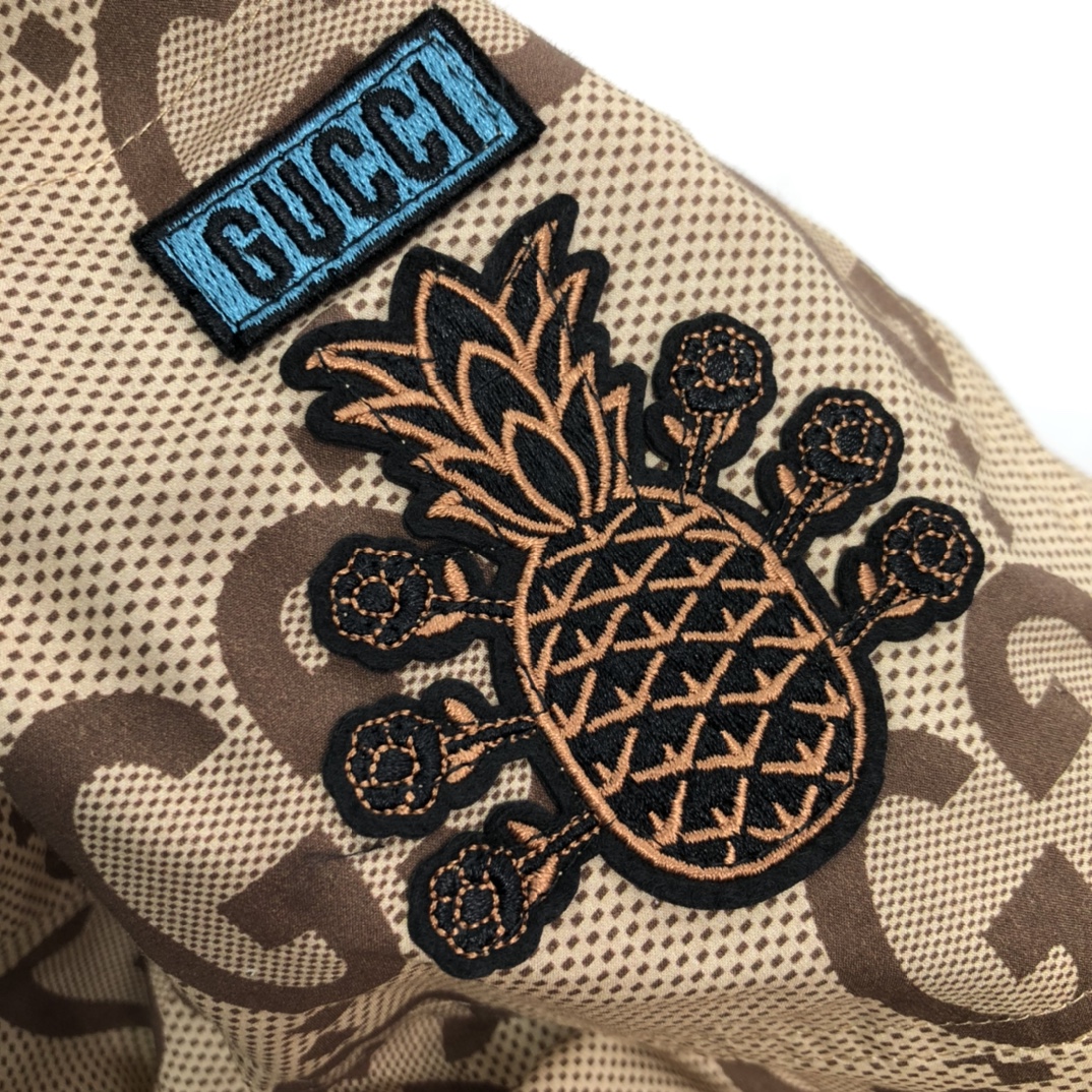 GUCCI 2022SS pineapple MID shorts