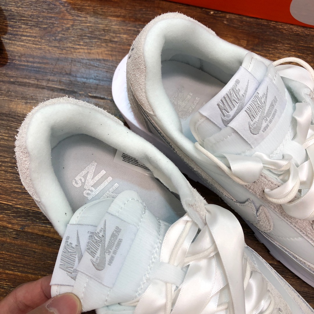 Nike x Sacai Sneaker Waffle Daybreak in White