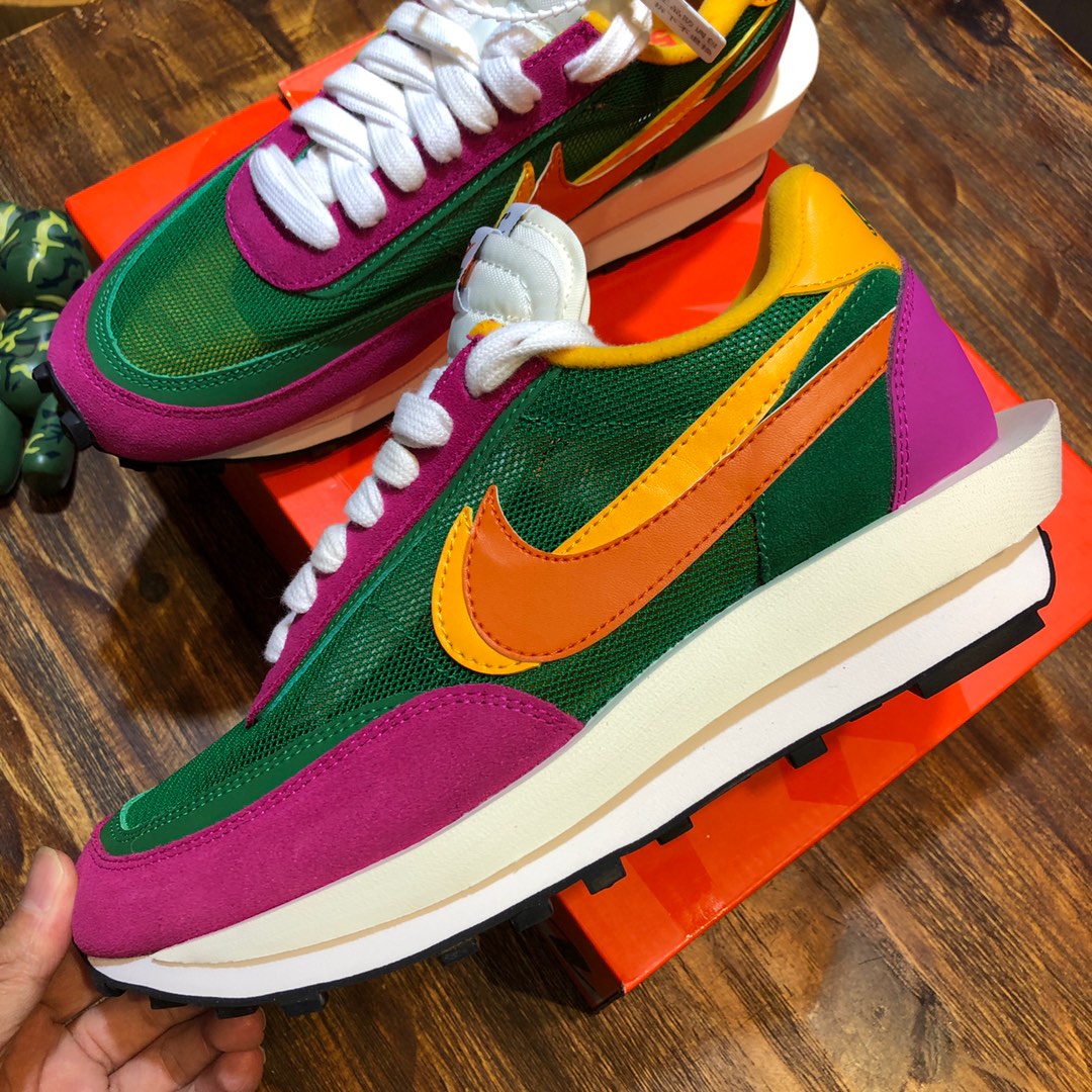 Nike x Sacai Sneaker Waffle Daybreak in Purple