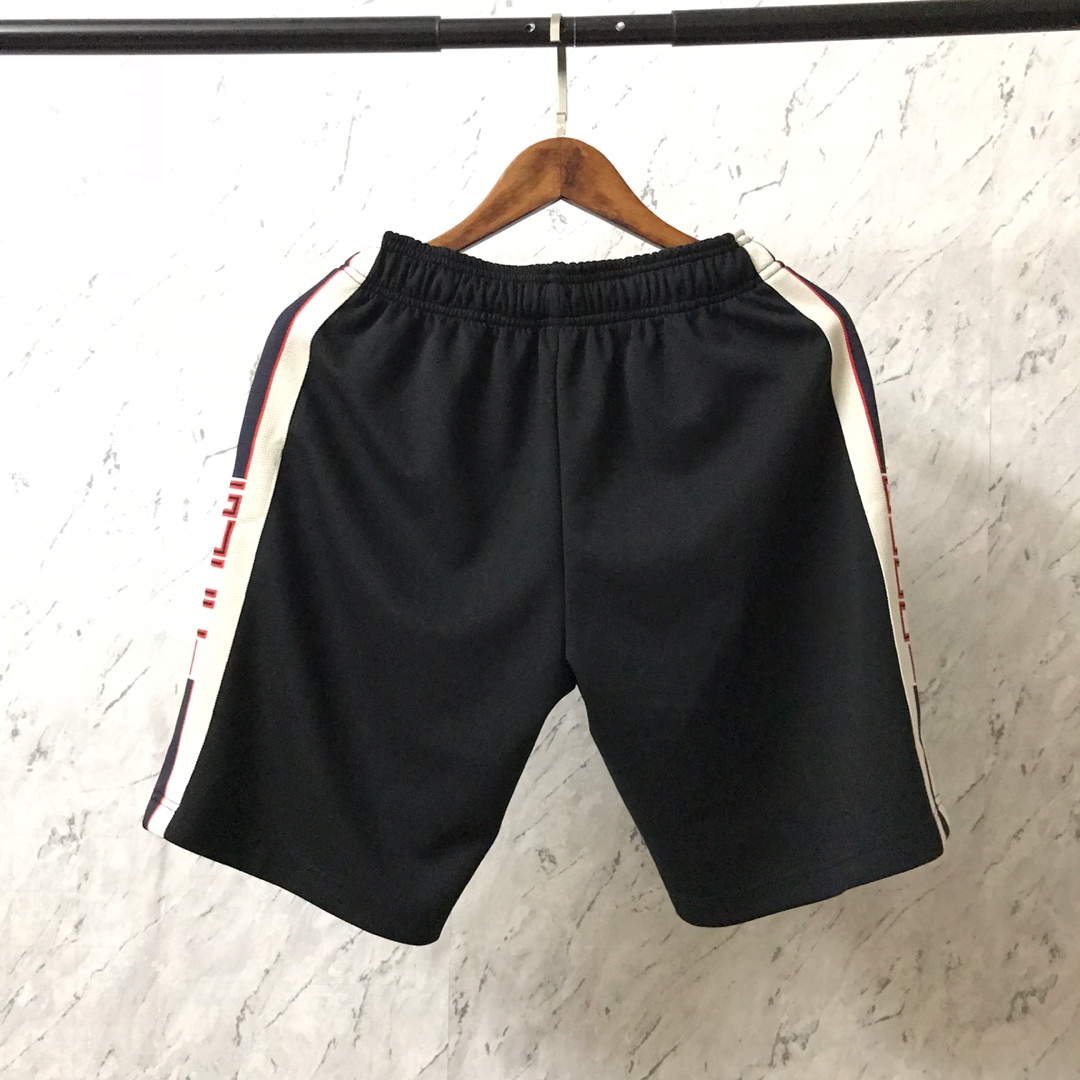 Gucci 2022 new fashion show beach shorts