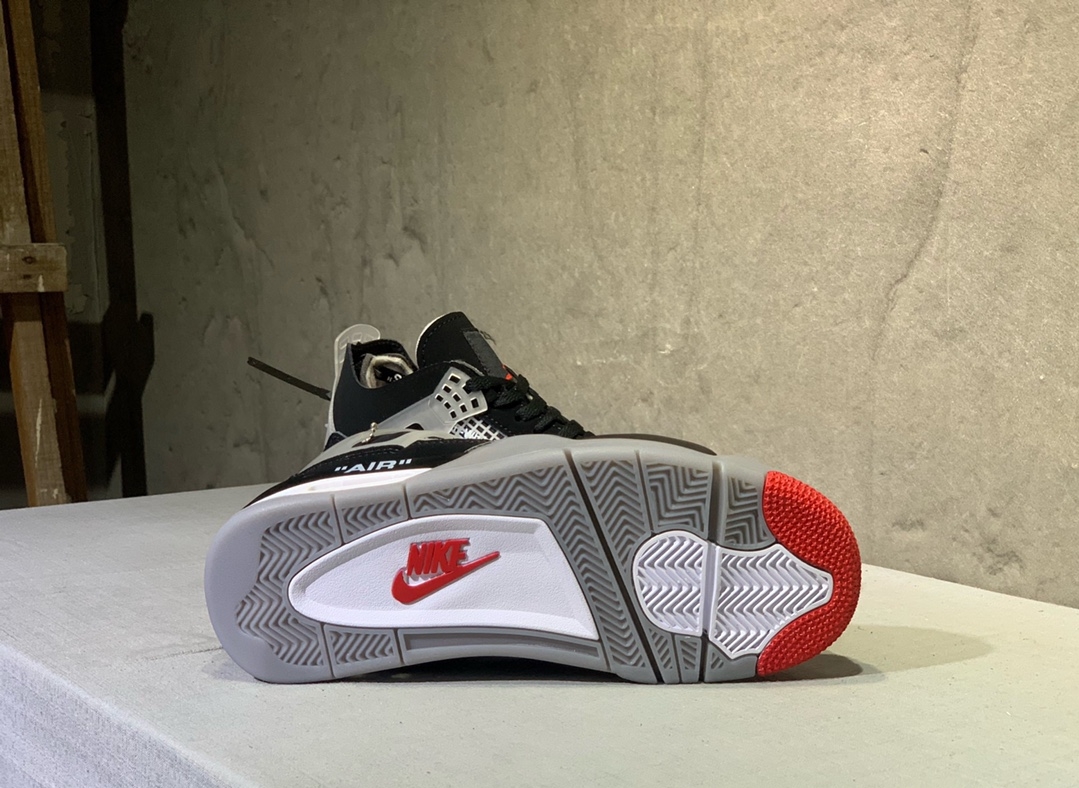Nike x Off-White Sneaker Air Jordan4 in Black