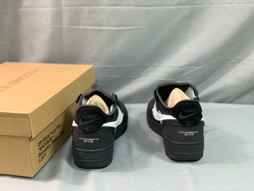 Nike x Off-White Sneaker Air Force 1 in Black